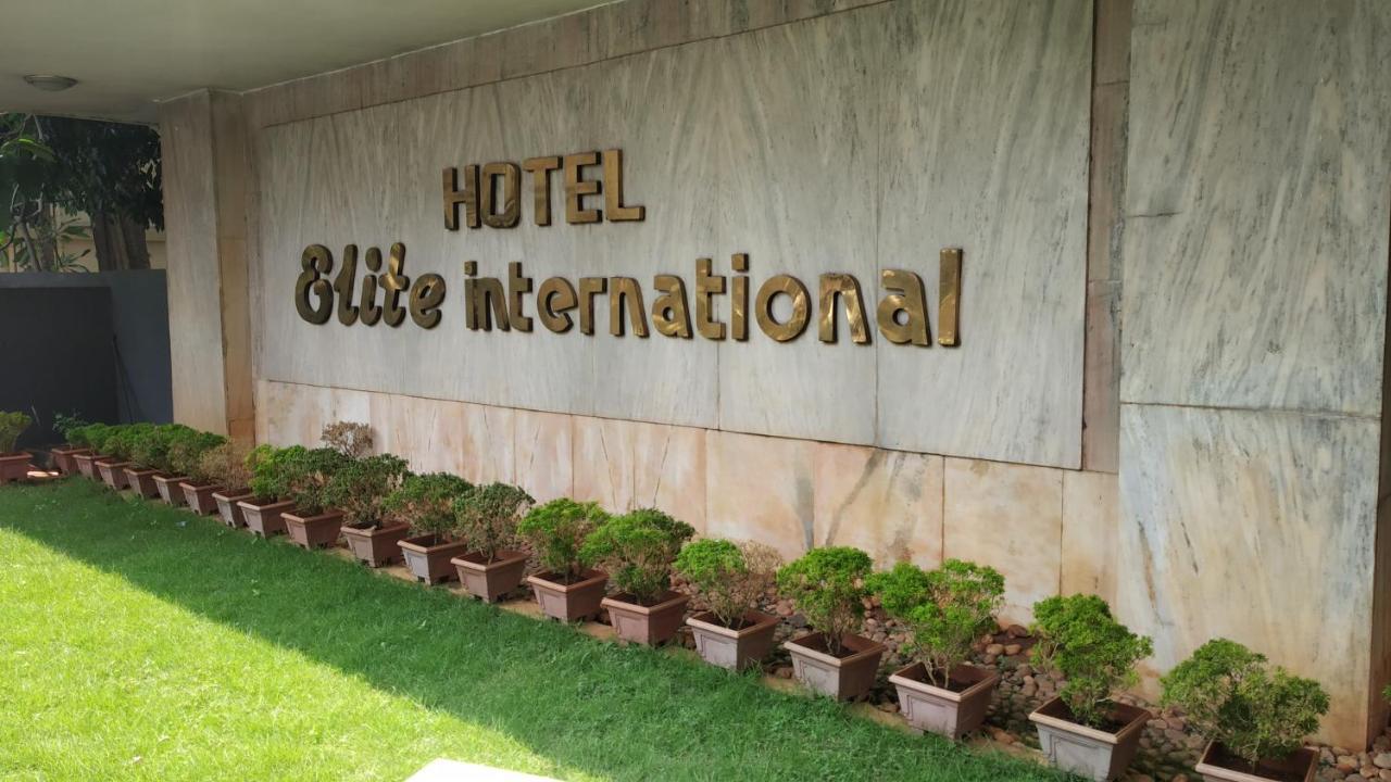 Hotel Elite International Thrissur Экстерьер фото